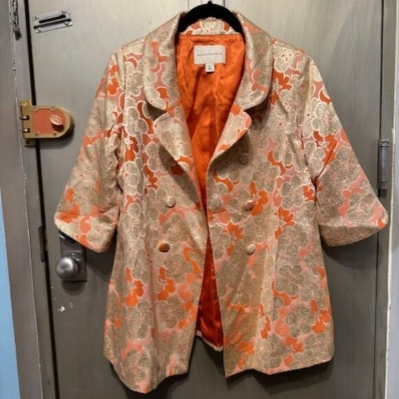 Vintage Silk Brocade Gold Floral Double Breasted Coat / Jacket (1960’s inspired) - Picture 2 of 16
